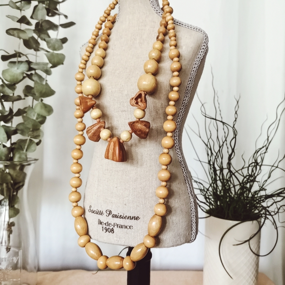 Bundle of Vtg Wooden Bead Shell Necklaces